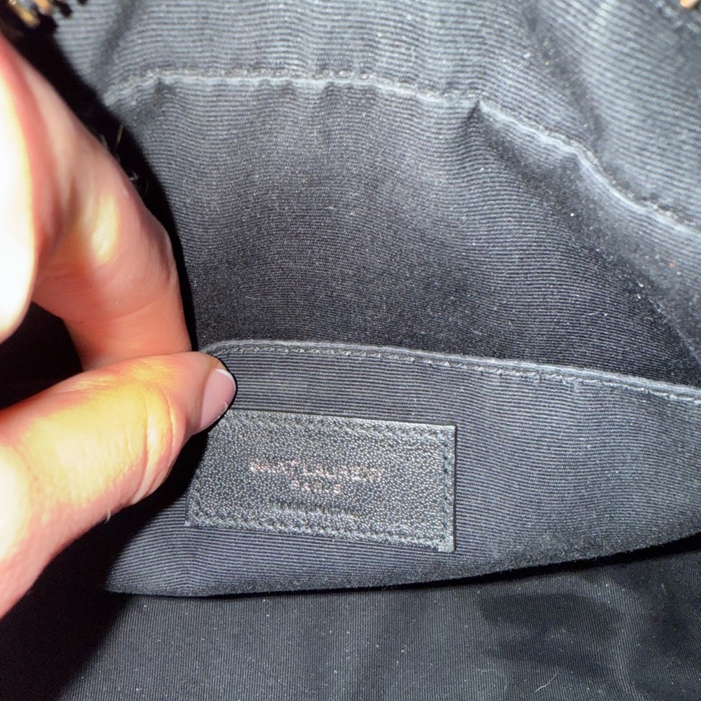 Saint Laurent Crossbody - Picture 4 of 11